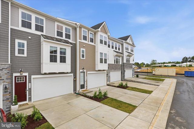 9507 MAIDENHAIR AVE, Fredericksburg, VA 22407
