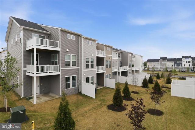 9507 MAIDENHAIR AVE, Fredericksburg, VA 22407