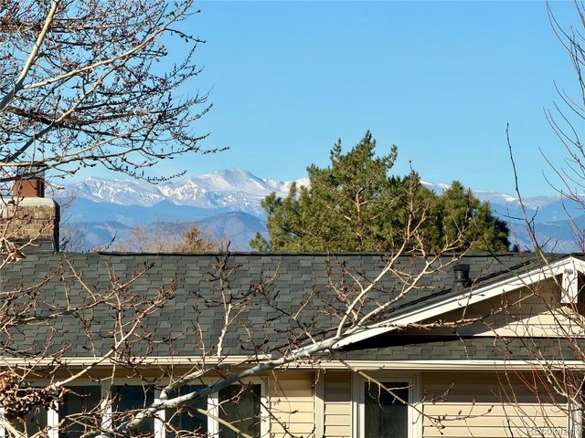 6622 S Olive Court, Centennial, CO 80111