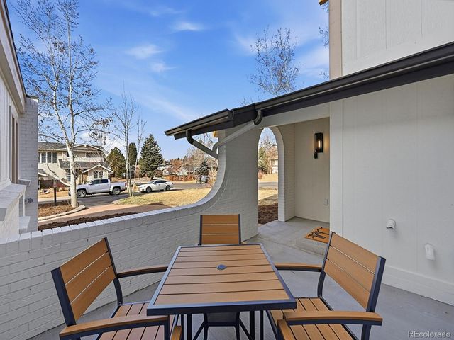 6622 S Olive Court, Centennial, CO 80111