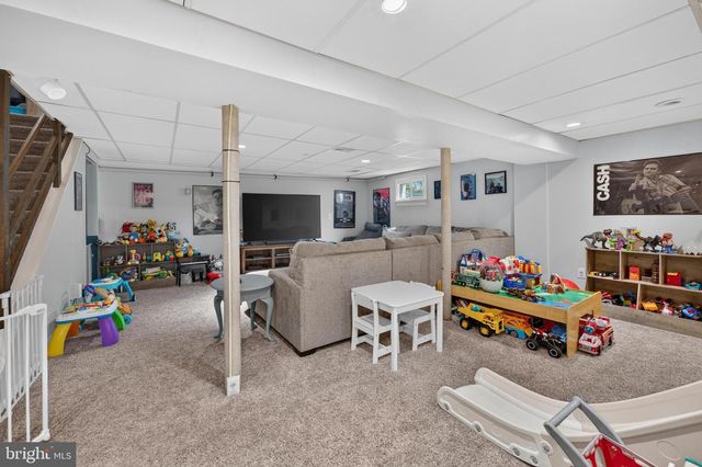 555 PENNSYLVANIA AVE, Franklinville, NJ 08322