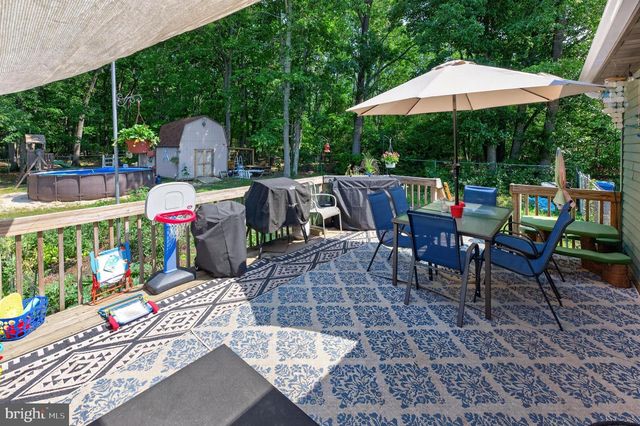 555 PENNSYLVANIA AVE, Franklinville, NJ 08322