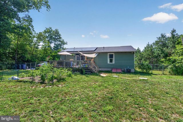 555 PENNSYLVANIA AVE, Franklinville, NJ 08322