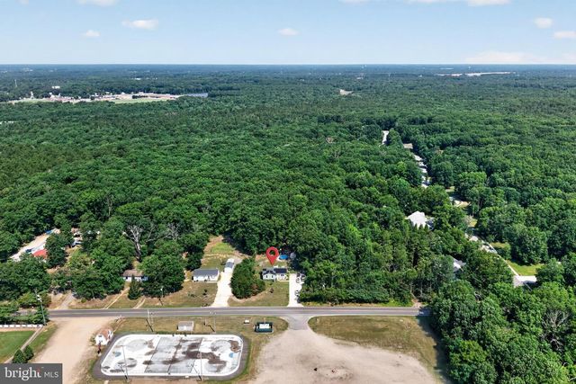 555 PENNSYLVANIA AVE, Franklinville, NJ 08322
