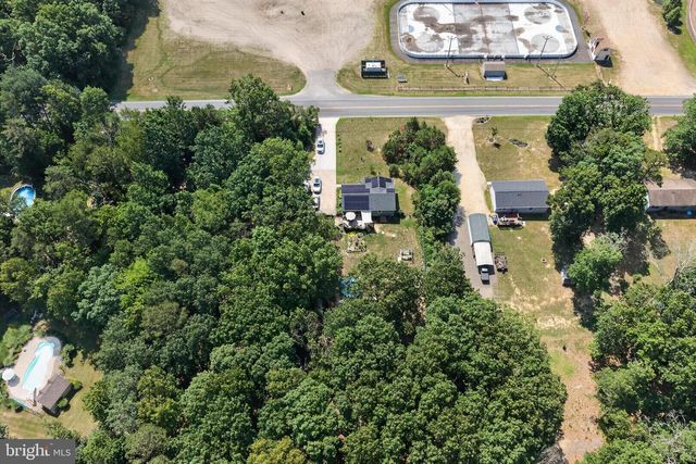 555 PENNSYLVANIA AVE, Franklinville, NJ 08322