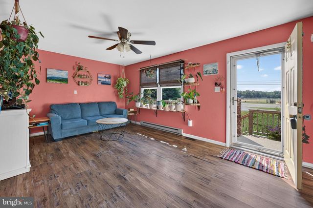 555 PENNSYLVANIA AVE, Franklinville, NJ 08322