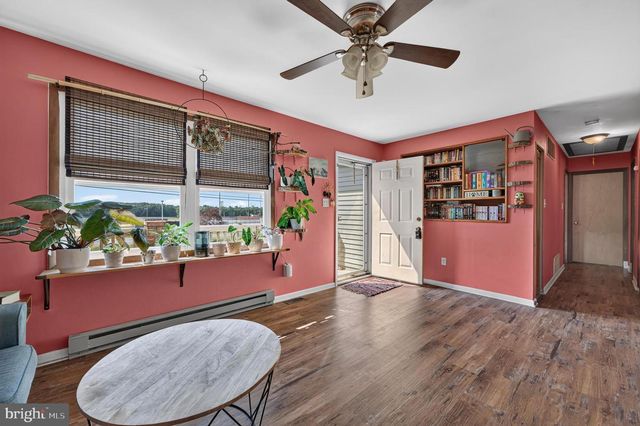 555 PENNSYLVANIA AVE, Franklinville, NJ 08322
