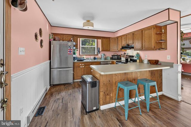 555 PENNSYLVANIA AVE, Franklinville, NJ 08322
