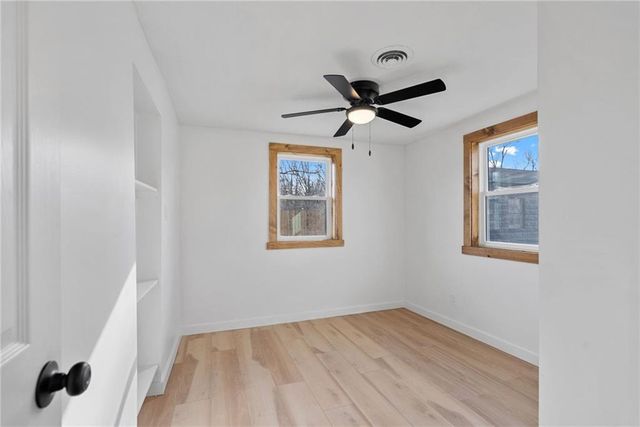 2018 James Downey Road, Independence, MO 64057