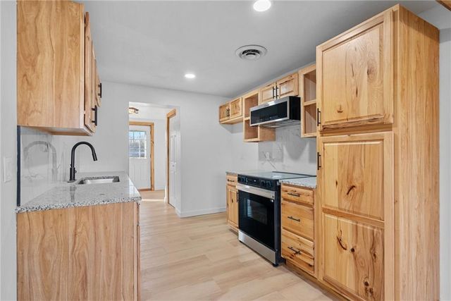 2018 James Downey Road, Independence, MO 64057