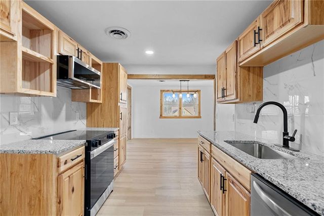 2018 James Downey Road, Independence, MO 64057