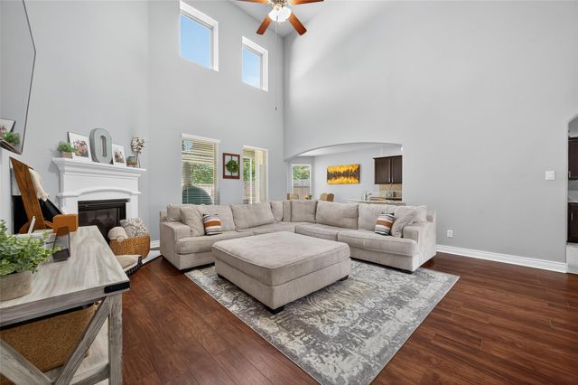 1010 Fairway Drive, La Porte, TX 77571