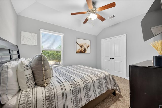 1010 Fairway Drive, La Porte, TX 77571