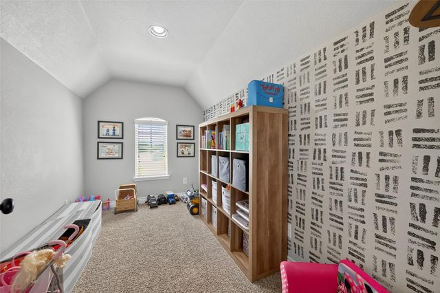 1010 Fairway Drive, La Porte, TX 77571