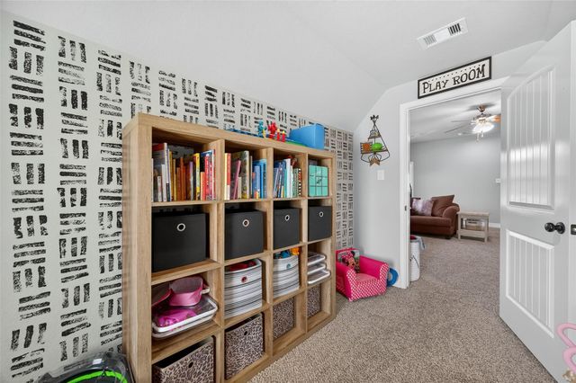 1010 Fairway Drive, La Porte, TX 77571