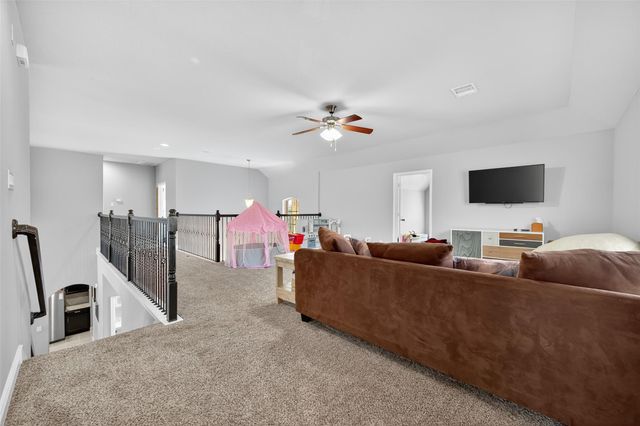 1010 Fairway Drive, La Porte, TX 77571