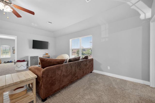 1010 Fairway Drive, La Porte, TX 77571