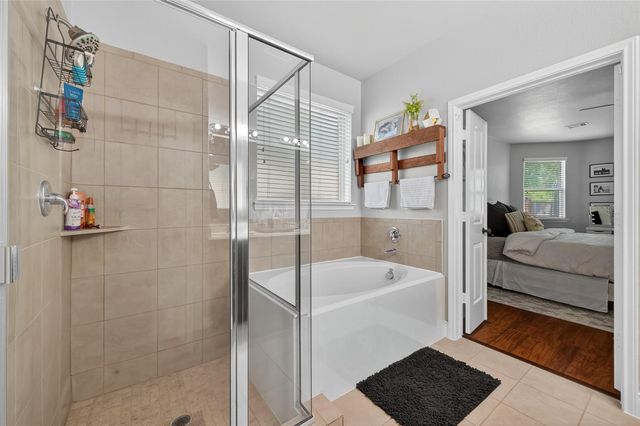 1010 Fairway Drive, La Porte, TX 77571