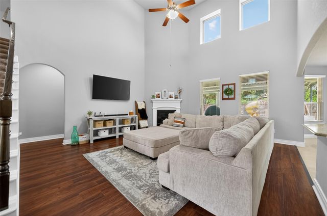 1010 Fairway Drive, La Porte, TX 77571