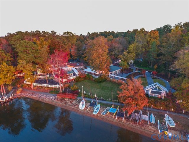 3209 Fox Chase Rd, Chesterfield, VA 23112