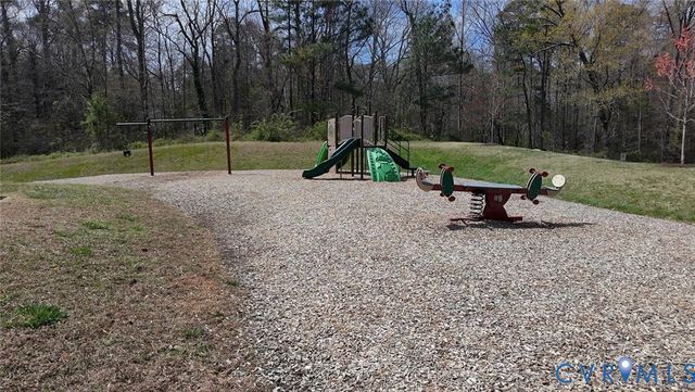 3209 Fox Chase Rd, Chesterfield, VA 23112