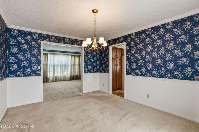 355 Knobview Dr, Shelbyville, KY 40065
