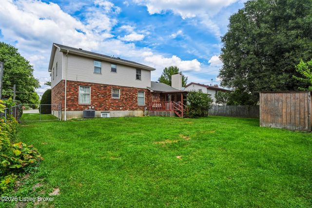 355 Knobview Dr, Shelbyville, KY 40065