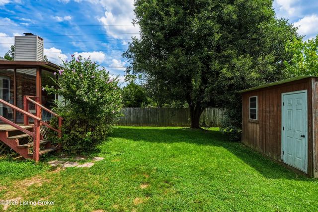 355 Knobview Dr, Shelbyville, KY 40065