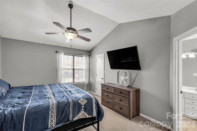 13213 Lampmeade Lane, Charlotte, NC 28273