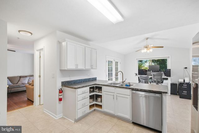 7527 STERLING DR, Fredericksburg, VA 22407