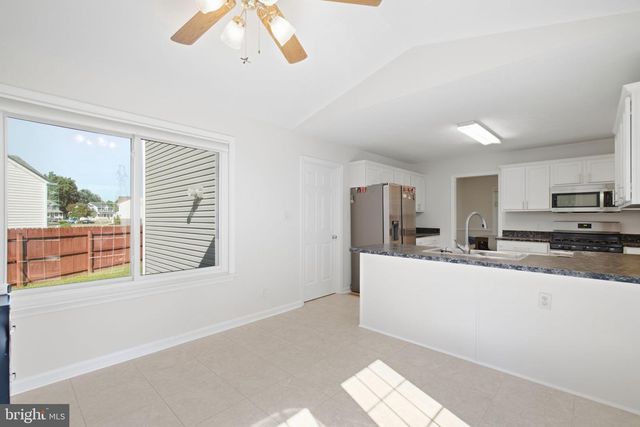 7527 STERLING DR, Fredericksburg, VA 22407