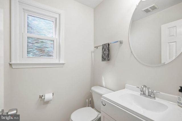 7527 STERLING DR, Fredericksburg, VA 22407