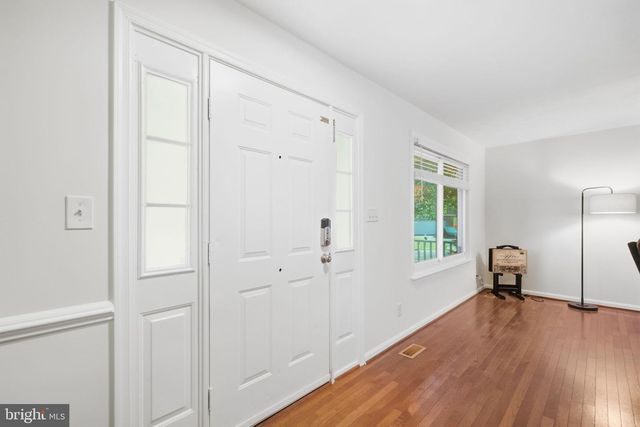 7527 STERLING DR, Fredericksburg, VA 22407