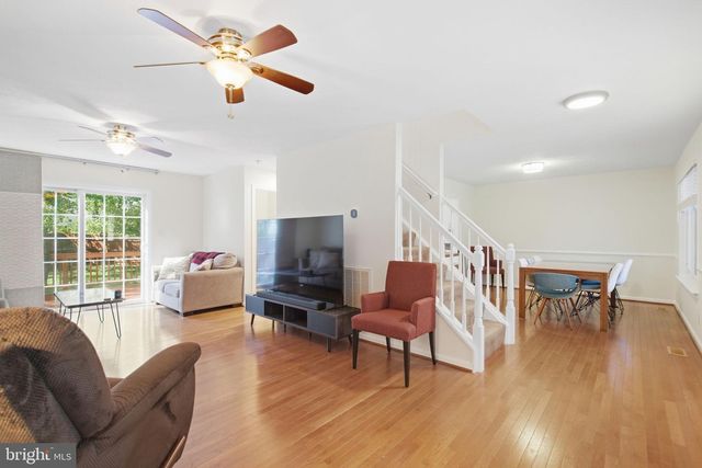 7527 STERLING DR, Fredericksburg, VA 22407
