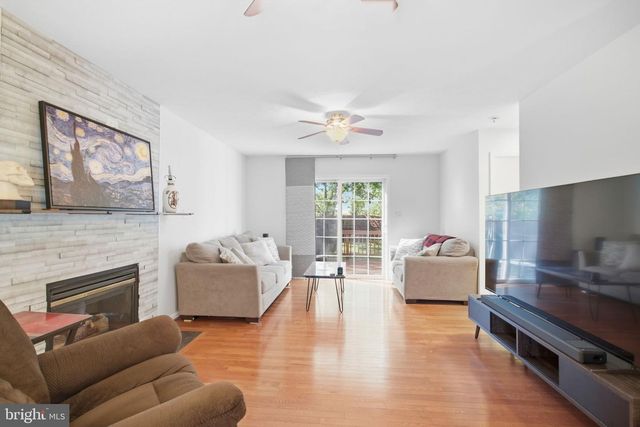 7527 STERLING DR, Fredericksburg, VA 22407