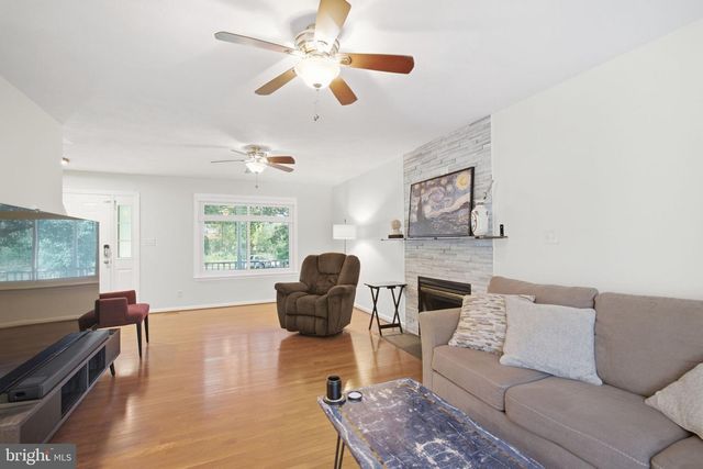 7527 STERLING DR, Fredericksburg, VA 22407