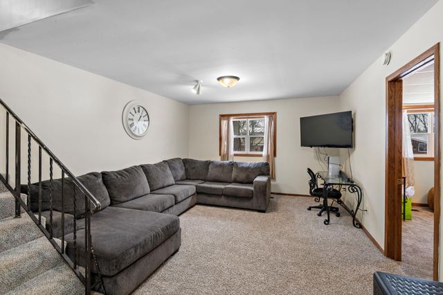2805 Brookview Drive, Burnsville, MN 55337