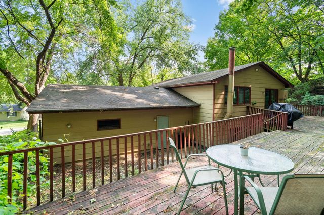 2805 Brookview Drive, Burnsville, MN 55337
