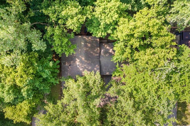 2805 Brookview Drive, Burnsville, MN 55337