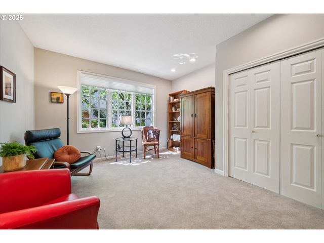 9931 Nw ABBEY Rd, Portland, OR 97229