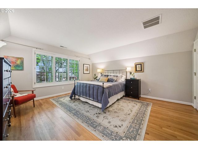 9931 Nw ABBEY Rd, Portland, OR 97229