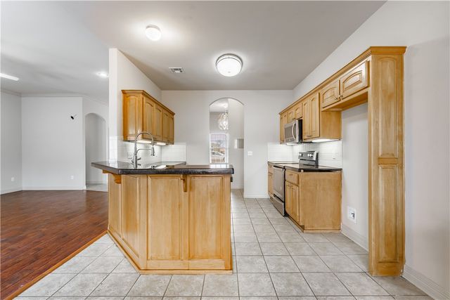 4303 W Olive Street, Rogers, AR 72756