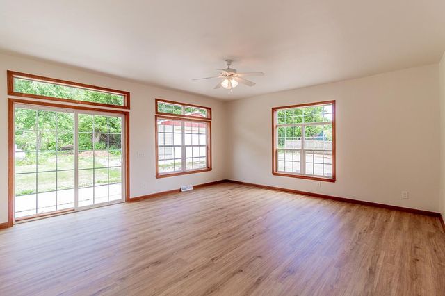 N4816 COUNTY ROAD B, New London, WI 54961