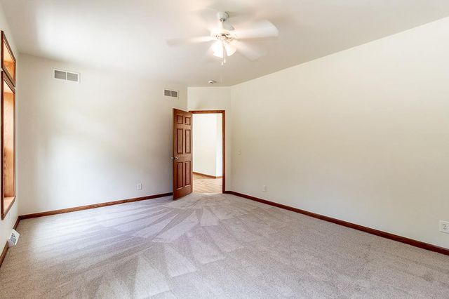 N4816 COUNTY ROAD B, New London, WI 54961