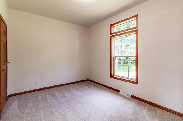N4816 COUNTY ROAD B, New London, WI 54961
