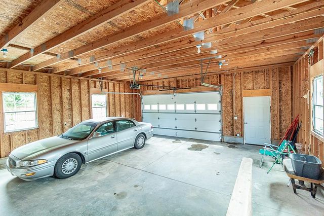 N4816 COUNTY ROAD B, New London, WI 54961