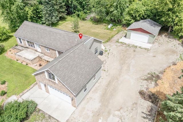 N4816 COUNTY ROAD B, New London, WI 54961