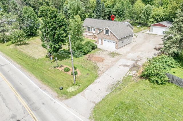 N4816 COUNTY ROAD B, New London, WI 54961