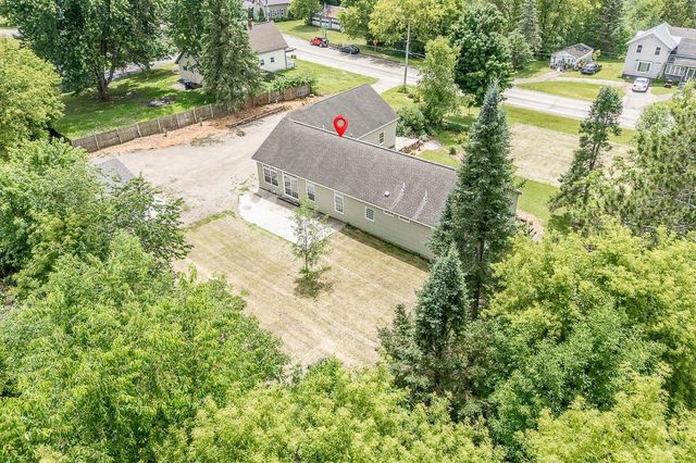N4816 COUNTY ROAD B, New London, WI 54961
