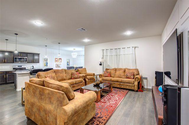 3021 Karsen Lane, Mesquite, TX 75126